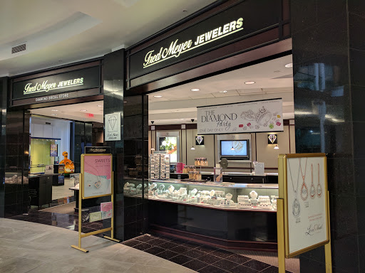 Jeweler «Fred Meyer Jewelers», reviews and photos, 10450 State St #1320, Sandy, UT 84070, USA