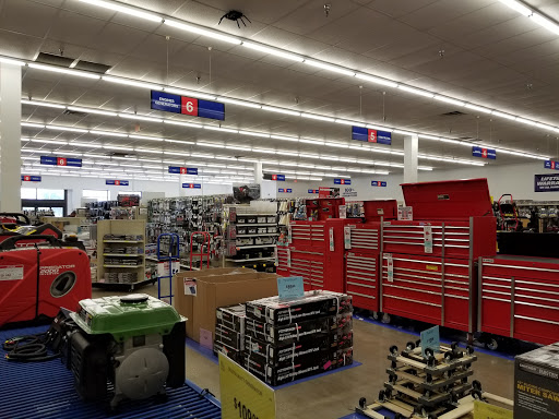 Hardware Store «Harbor Freight Tools», reviews and photos, 323 E Merritt Island Causeway, Merritt Island, FL 32952, USA