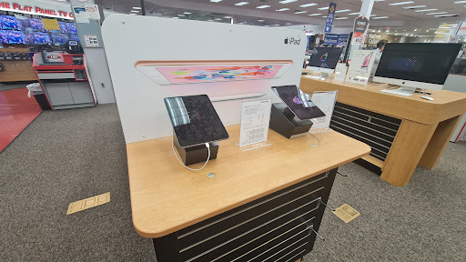 Appliance Store «P.C. Richard & Son», reviews and photos, 35-18 Steinway St, Astoria, NY 11101, USA