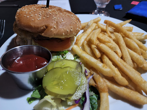 Restaurant «Oak Tree Restaurant», reviews and photos, 1020 Atlantic Ave, Woodland, WA 98674, USA