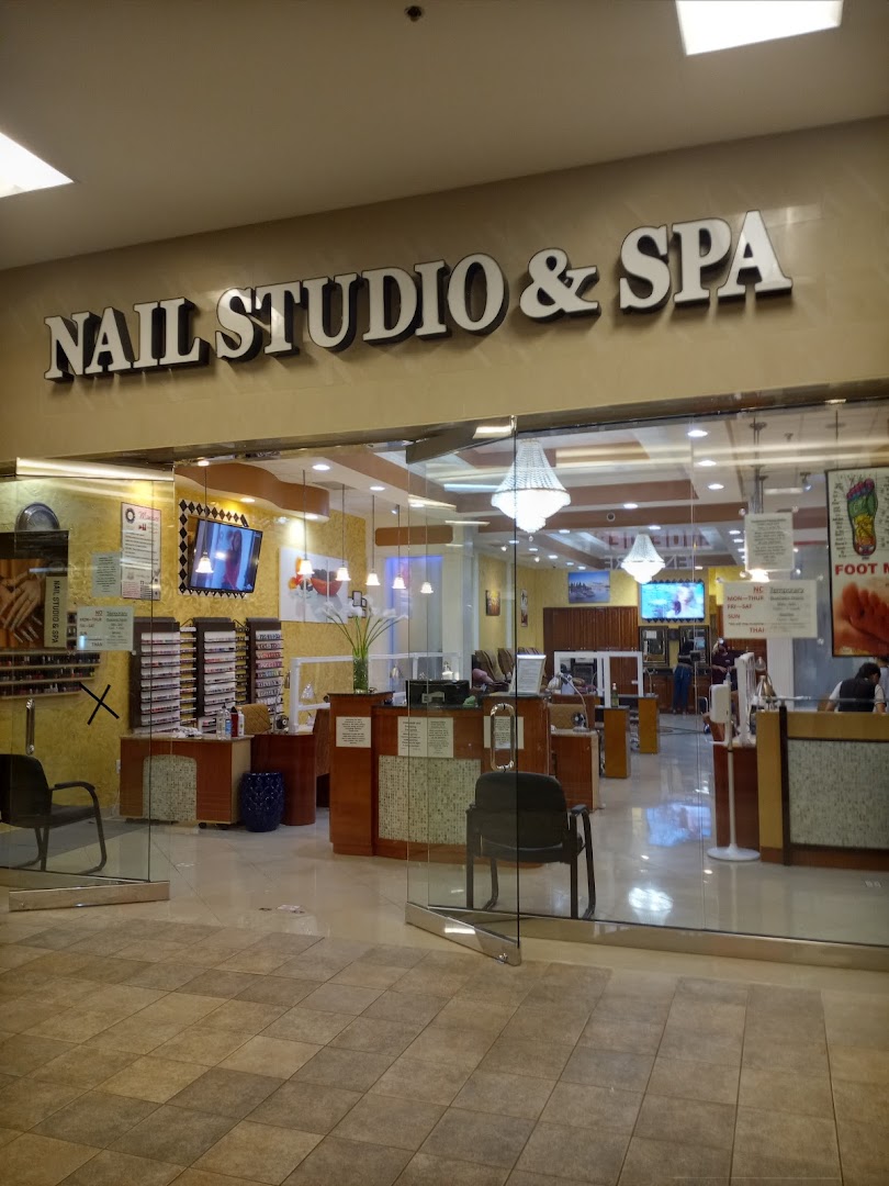 Nails Studio & Spa