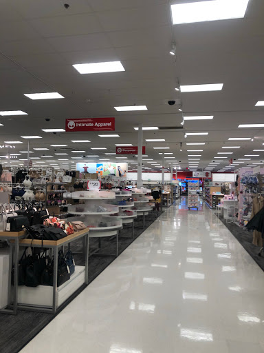 Department Store «Target», reviews and photos, 401 Easton Rd, Warrington, PA 18976, USA