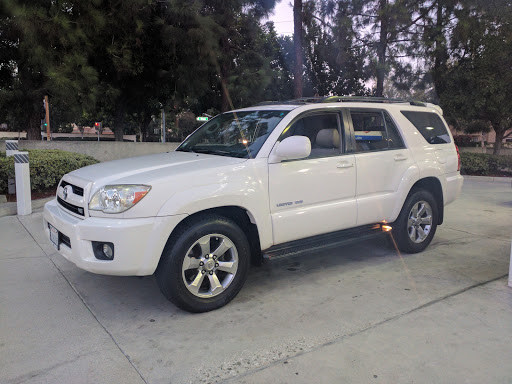 Used Car Dealer «Tustin Toyota Giant Used Car Center», reviews and photos, 44 Auto Center Dr, Tustin, CA 92782, USA