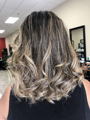 Beauty Salon «Kreation Beauty Salon», reviews and photos, 3670 E Main St, Waterbury, CT 06705, USA
