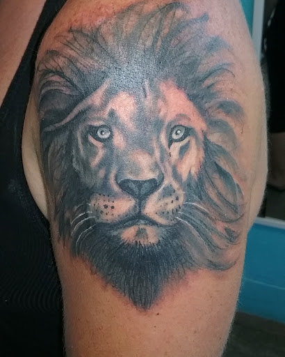 Tattoo Shop «Beauty from Ashes Tattoo parlor», reviews and photos, 303 Pennsylvania Ave, Crothersville, IN 47229, USA