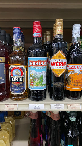 Liquor Store «Weiss Liquors Inc», reviews and photos, 824 Main St, Nashville, TN 37206, USA