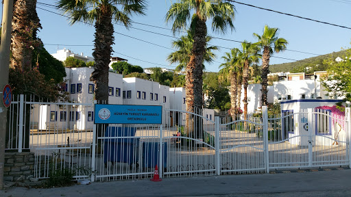 Hüseyin Turgut Karabağlı Ortaokulu