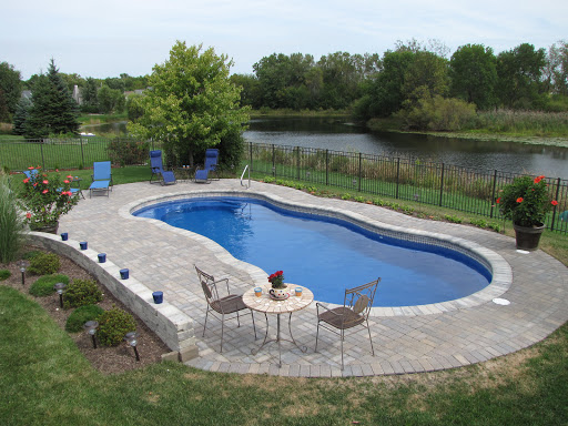 Swimming pool contractor Hampton