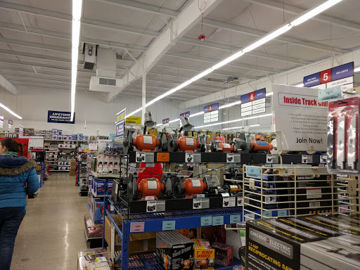 Hardware Store «Harbor Freight Tools», reviews and photos, 201 Skyline Dr #37, Conway, AR 72032, USA