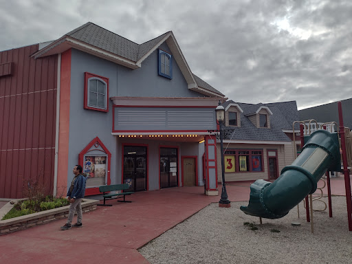 Movie Theater «Courtyard Cinema», reviews and photos, 248 S Huron Ave, Mackinaw City, MI 49701, USA