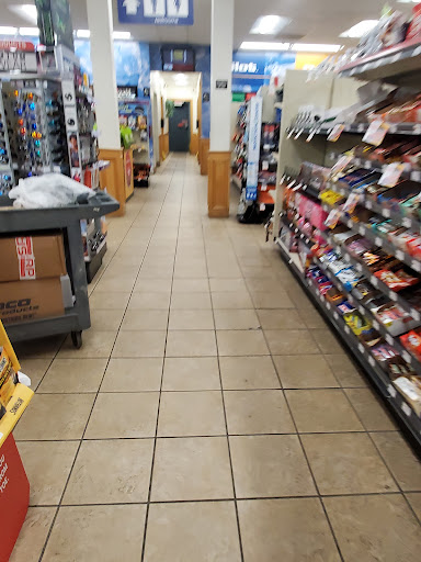 Convenience Store «Pilot Travel Center», reviews and photos, 95 Free Henry Ford Rd, Madisonville, KY 42431, USA