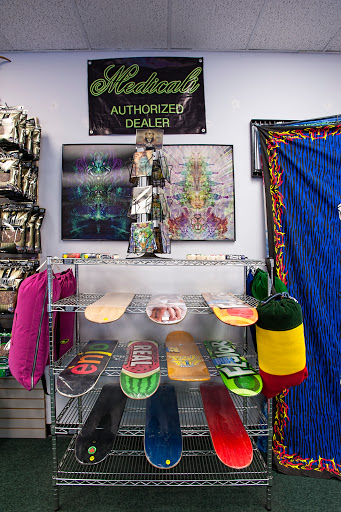 Cigar Shop «Connoisseur Smoke Shop by All In One», reviews and photos, 846 Delsea Dr, Glassboro, NJ 08028, USA