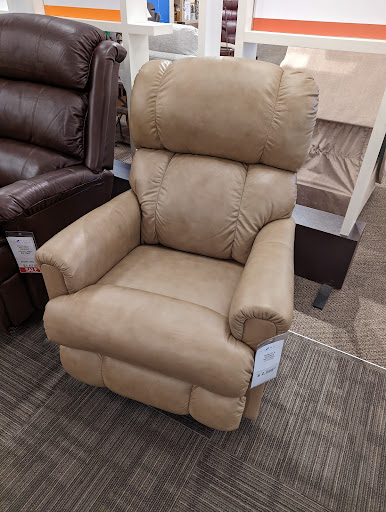 Furniture Store «La-Z-Boy Home Furnishings & Decor», reviews and photos, 101 Ironlake Blvd, Exton, PA 19341, USA