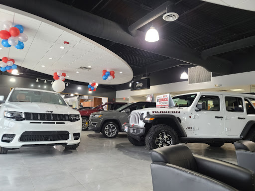 Car Dealer «Liberty Chrysler Dodge Jeep Ram», reviews and photos, 1000 E Park Ave, Libertyville, IL 60048, USA