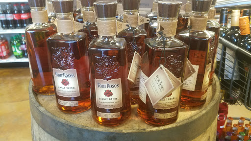 Wine Store «Kirby Wines & Liquors», reviews and photos, 2865 Kirby Rd, Memphis, TN 38119, USA