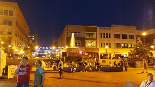 Donut Shop «Hurts Donut Company», reviews and photos, 320 Park Central W, Springfield, MO 65806, USA