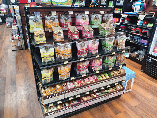 Pet Store «Pet Valu», reviews and photos, 36 US-9W, West Haverstraw, NY 10993, USA