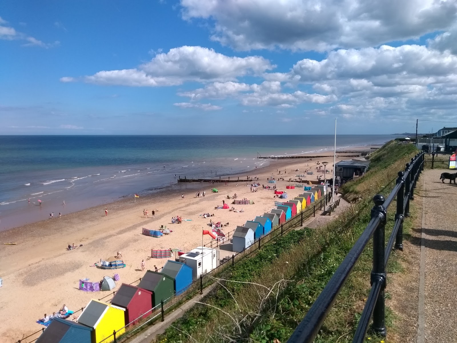 Mundesley beach的照片 带有米色沙子表面