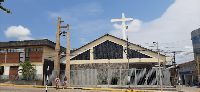 Frente a La Iglesia Tarapoto