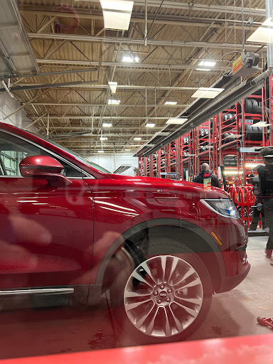 Tire Shop «Discount Tire Store - West Jordan, UT», reviews and photos, 1652 7000 S, West Jordan, UT 84084, USA