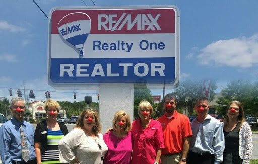 Real Estate Agency «RE/MAX Realty One - Crystal River», reviews and photos, 504 US-19, Crystal River, FL 34429, USA