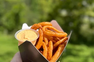 Golden Fries Food Truck image