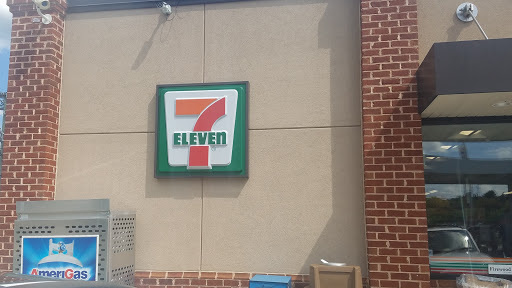 Convenience Store «7-Eleven», reviews and photos, 1245 Seminole Trail, Charlottesville, VA 22901, USA