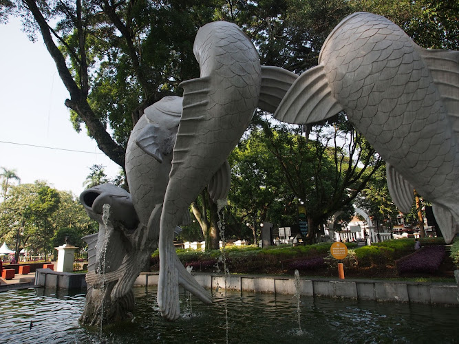 Patung Ikan Taman Balaikota Bandung