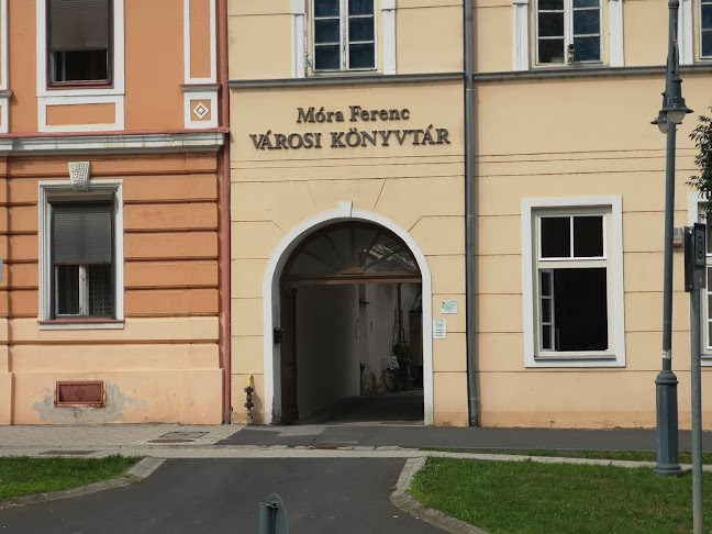 Értékelések erről a helyről: Szentgotthárdi Móra Ferenc Városi Könyvtár és Múzeum, Szentgotthárd - Könyvtár