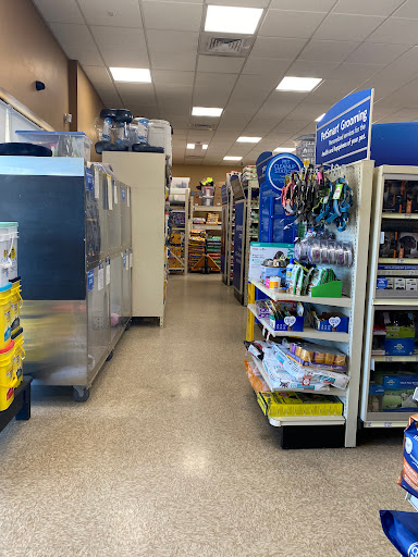 Pet Supply Store «PetSmart», reviews and photos, 5999 Madison Ave, Carmichael, CA 95608, USA