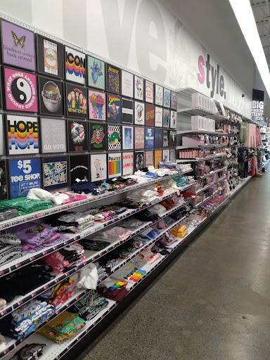 Variety Store «Five Below», reviews and photos, 744 S Meadow St, Ithaca, NY 14850, USA