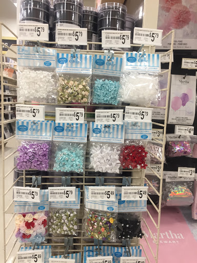 Craft Store «Michaels», reviews and photos, 13627 Washington St, Kansas City, MO 64145, USA