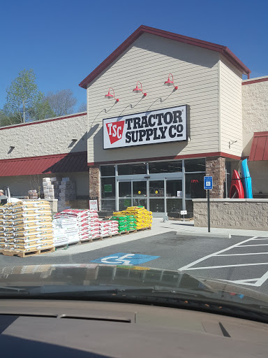 Home Improvement Store «Tractor Supply Co.», reviews and photos, 1484 Athens Hwy, Grayson, GA 30017, USA