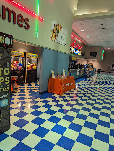 Movie Theater «Regal Cinemas Fishkill 10», reviews and photos, 18 Westage Business Center, Fishkill, NY 12524, USA