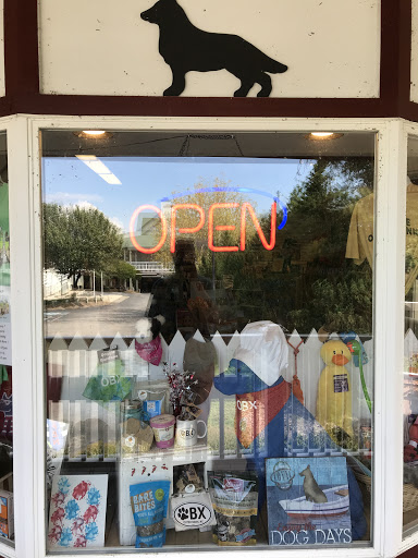 Pet Supply Store «Outer Barks - Water Front Shops», reviews and photos, 1240 Duck Rd, Duck, NC 27949, USA