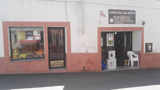Suministros San Agustín en Valdefuentes, Cáceres‎