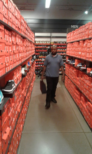 Sporting Goods Store «Nike Factory Store», reviews and photos, 6800 N 95th Ave #590, Glendale, AZ 85301, USA