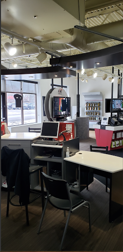 Cell Phone Store «Verizon Authorized Retailer, TCC», reviews and photos, 25 Lake St N, Forest Lake, MN 55025, USA