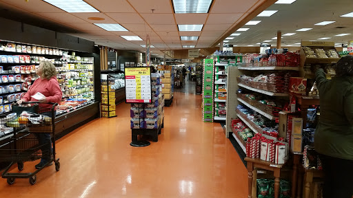Supermarket «Wegmans», reviews and photos, 4256 James St, East Syracuse, NY 13057, USA