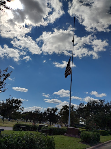 Funeral Home «Cook-Walden/Capital Parks Funeral Home», reviews and photos, 14501 I-35, Pflugerville, TX 78660, USA