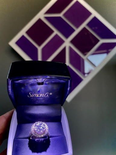 Jewelry Store «Yelton Fine Jewelers», reviews and photos, 9263 Schulze Dr, West Chester Township, OH 45069, USA