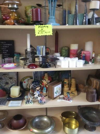 Thrift Store «Helping Hands Thrift Store», reviews and photos, 5530 Buford Hwy #307, Norcross, GA 30071, USA