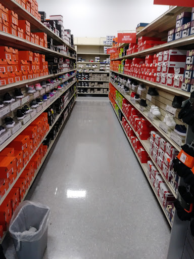 Sporting Goods Store «Academy Sports + Outdoors», reviews and photos, 3201 Lawrence Rd, Wichita Falls, TX 76308, USA