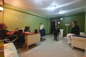 Clinica del Valle image