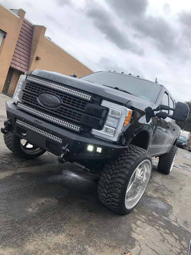 Auto Repair Shop «TLC Auto & Truck Center», reviews and photos, 230 NY-109, Farmingdale, NY 11735, USA