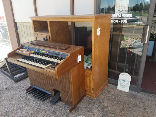 Thrift Store «Sun Rise Thrift Store», reviews and photos, 1880 S Havana St, Aurora, CO 80012, USA