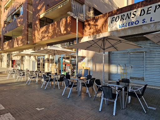 restaurante-bar-la-piramide-en-el-prat-de-llobregat
