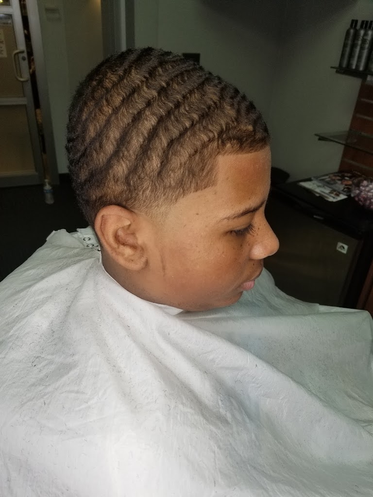 Elegant cutz barber studio 40207