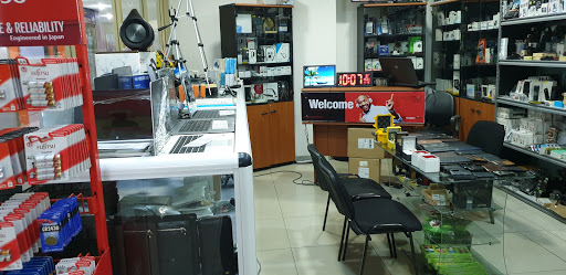 Gadget Place, 1 Stadium Road by Port Harcourt - Aba Expressway opposite Air Force Base, Port Harcourt, Nigeria, Computer Store, state Rivers