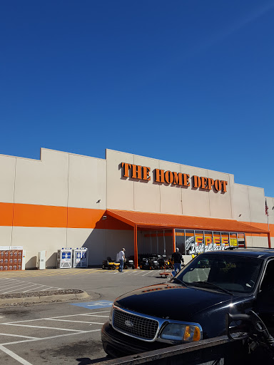 The Home Depot, 5900 SW Huntoon St, Topeka, KS 66604, USA, 